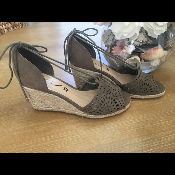 Wedges - Picture 2 of 3